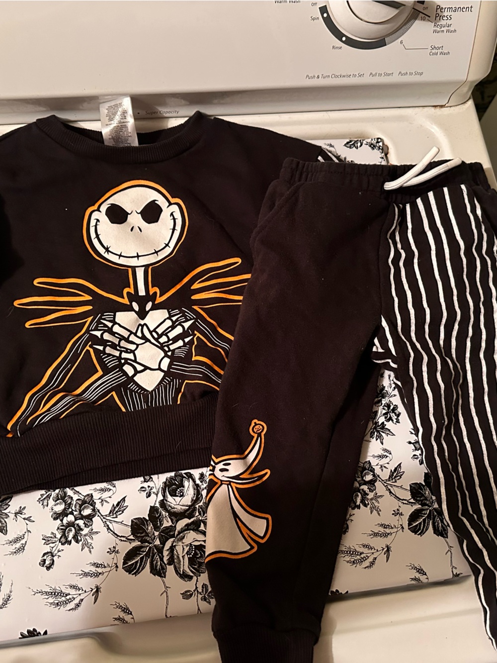Kids Black Graphic Jogger Pants - Skull & Wings Print